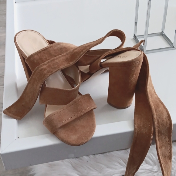 Shoes - Tie ankle heels